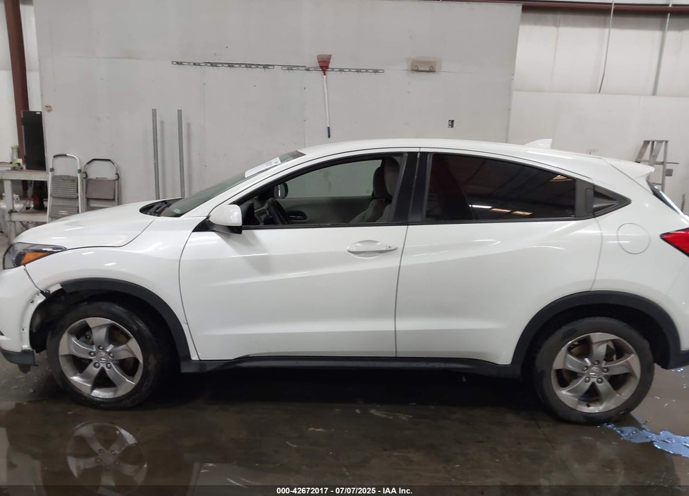 2016 HONDA HR-V VIN: 3CZRU6H33GM702554