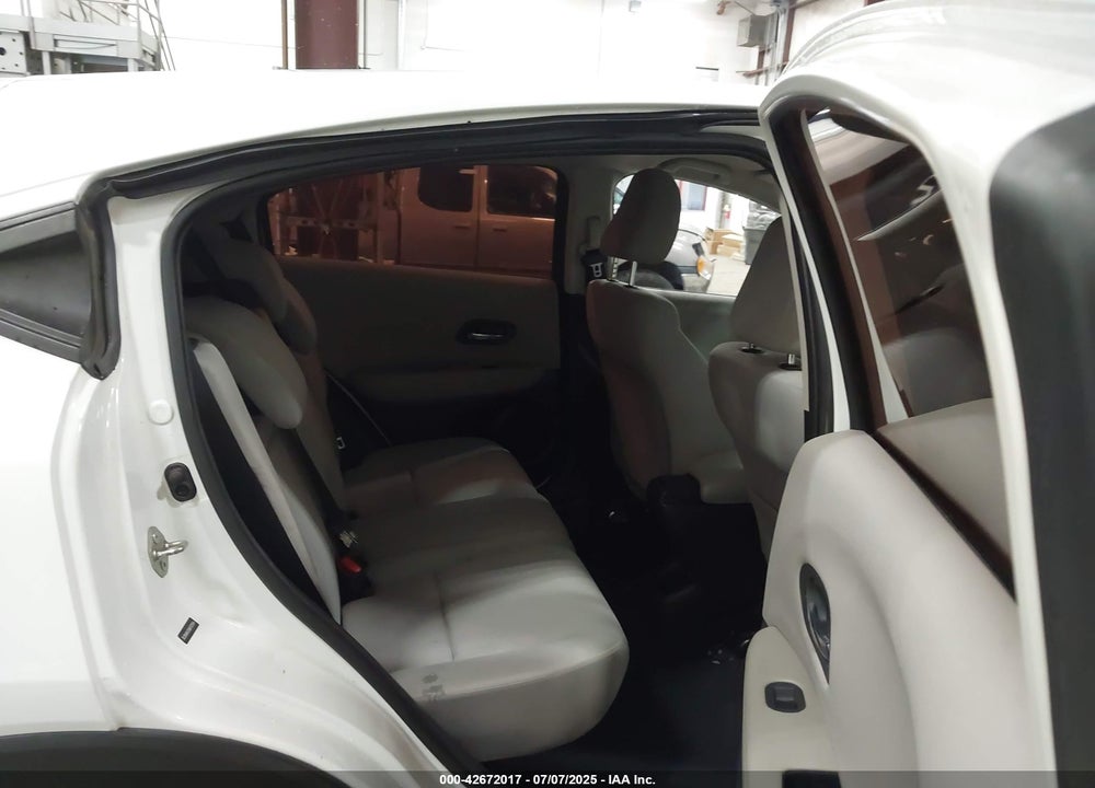 2016 HONDA HR-V VIN: 3CZRU6H33GM702554
