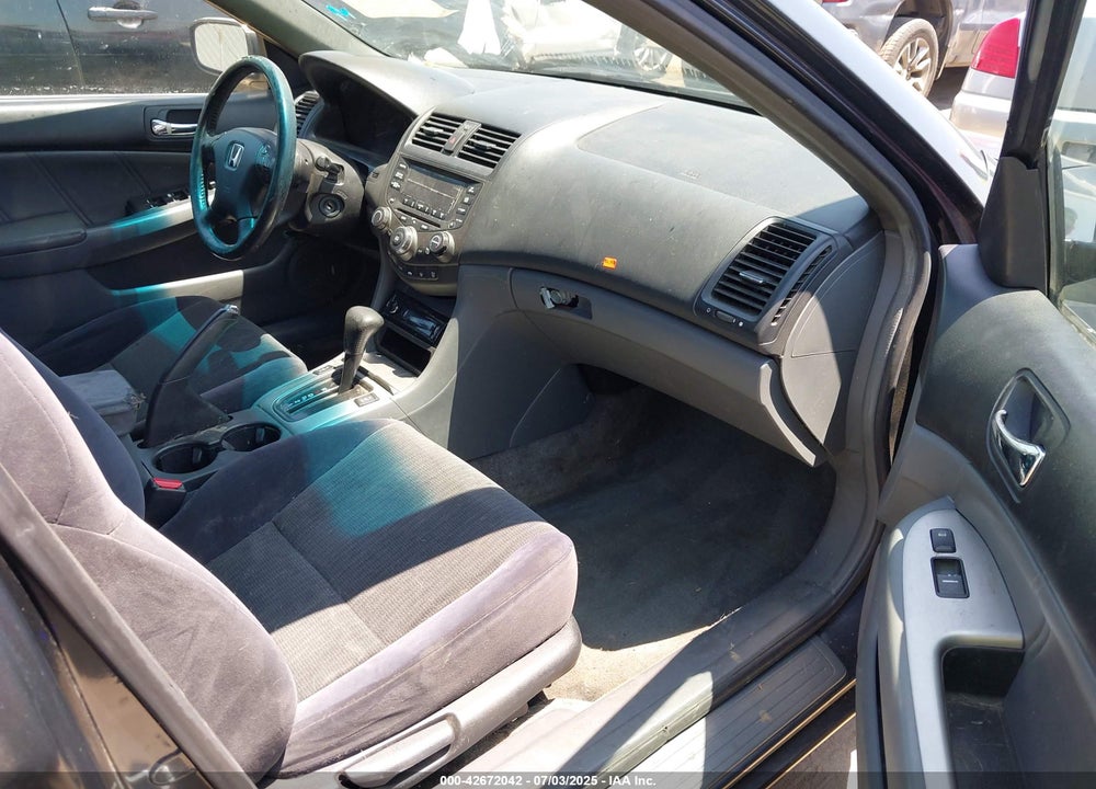 2004 HONDA ACCORD 3.0 EX VIN: 1HGCM66574A058468