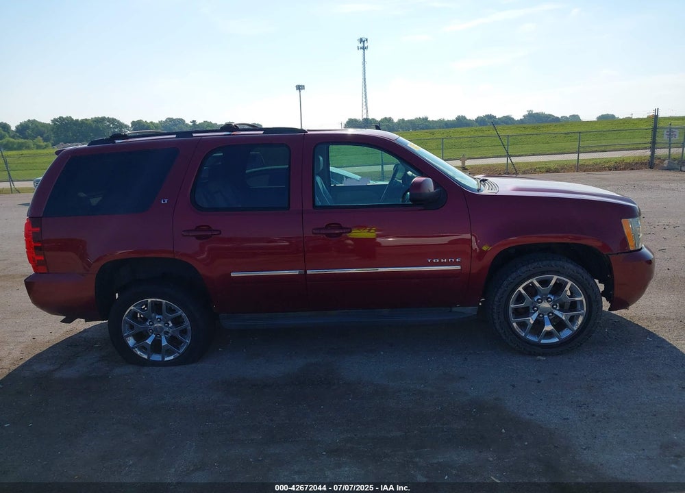 2010 CHEVROLET TAHOE VIN: 1GNUKBE05AR263976