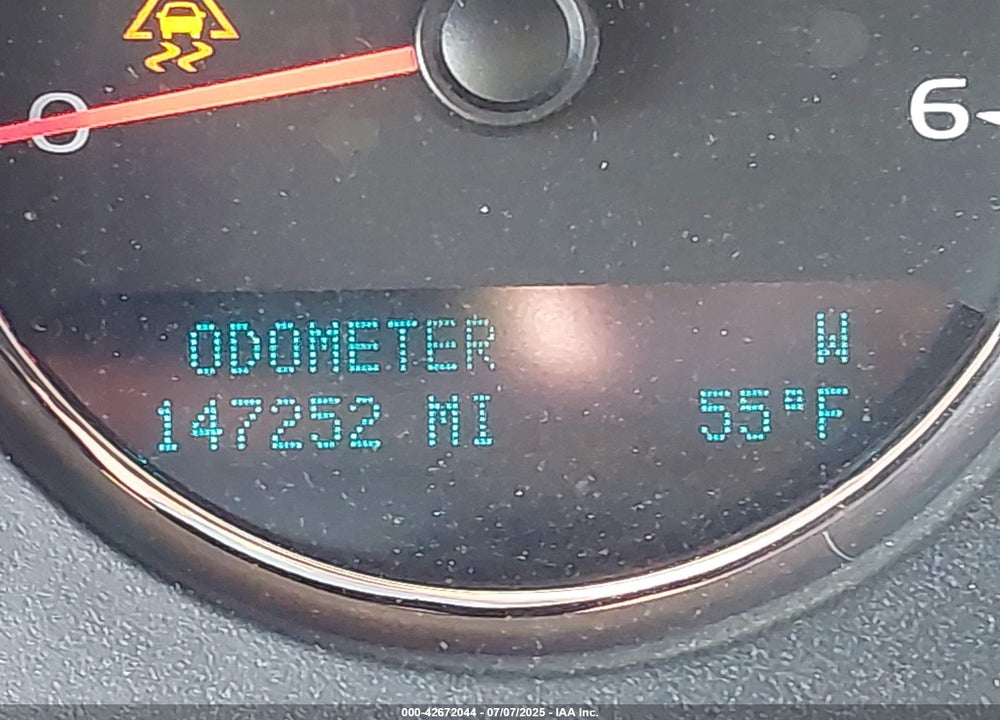 2010 CHEVROLET TAHOE VIN: 1GNUKBE05AR263976