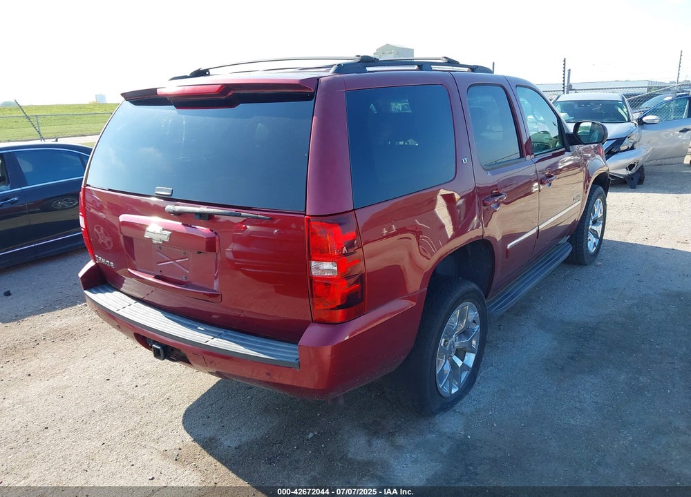 2010 CHEVROLET TAHOE VIN: 1GNUKBE05AR263976