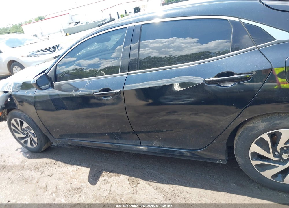 2017 HONDA CIVIC VIN: SHHFK7G21HU230100