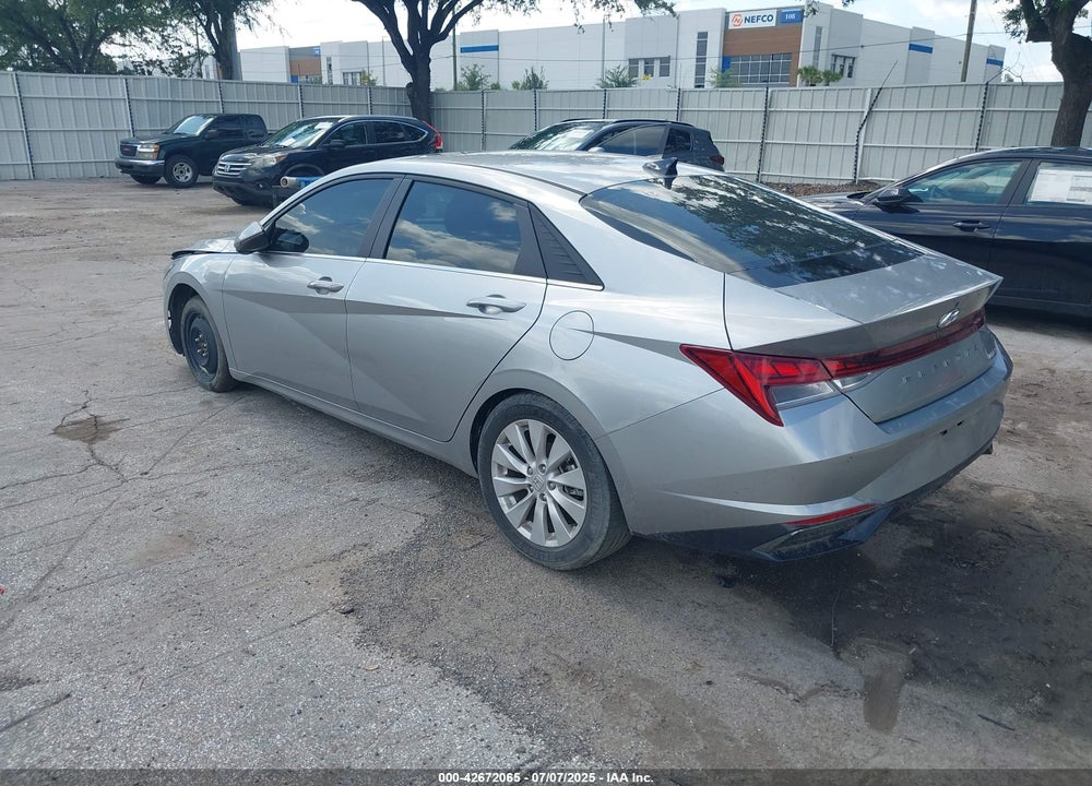 2023 HYUNDAI ELANTRA VIN: 5NPLP4AG4PH117220