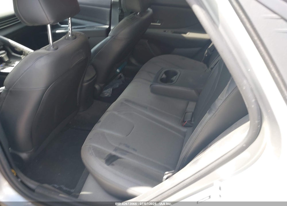 2023 HYUNDAI ELANTRA VIN: 5NPLP4AG4PH117220