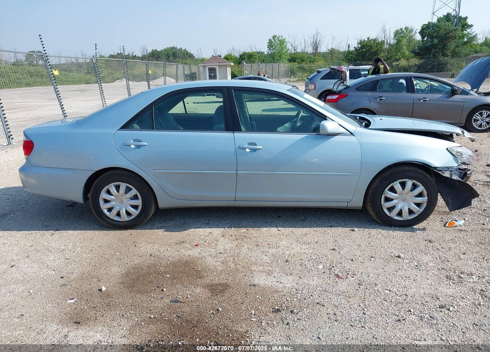 2006 TOYOTA CAMRY VIN: 4T1BE32K26U652318