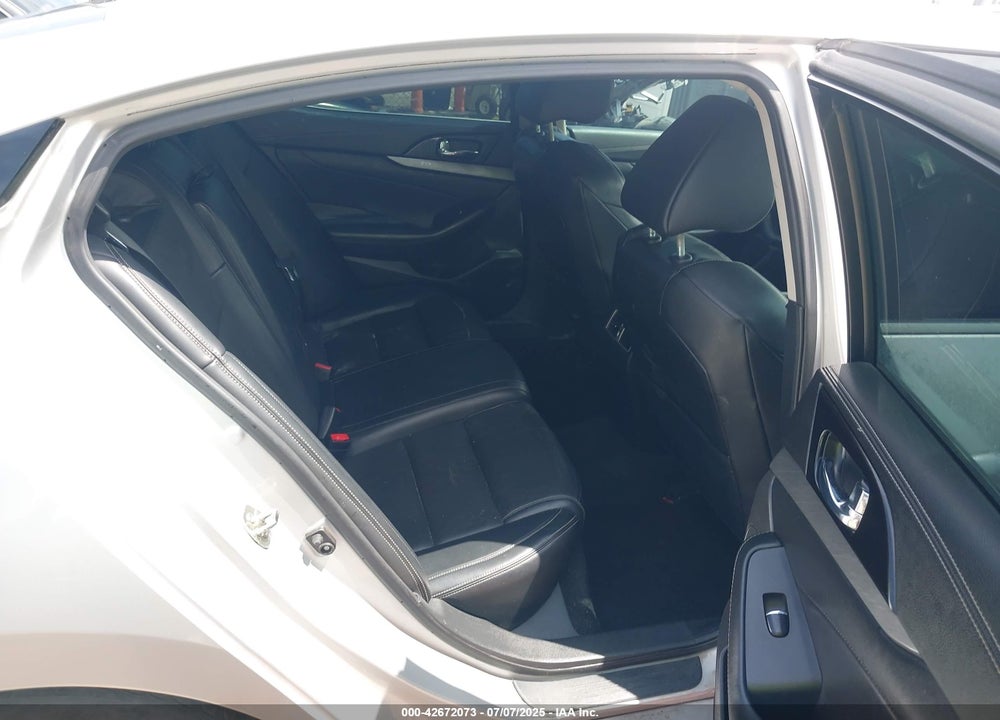 2016 NISSAN MAXIMA VIN: 1N4AA6AP4GC443332