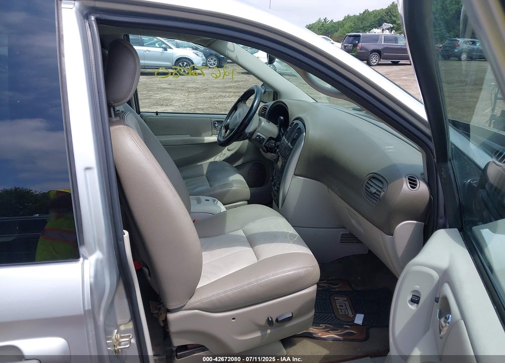 2005 CHRYSLER TOWN & COUNTRY TOURING VIN: 2C4GP54L65R347521