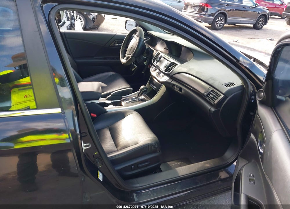 2014 HONDA ACCORD VIN: 1HGCR2F86EA192085