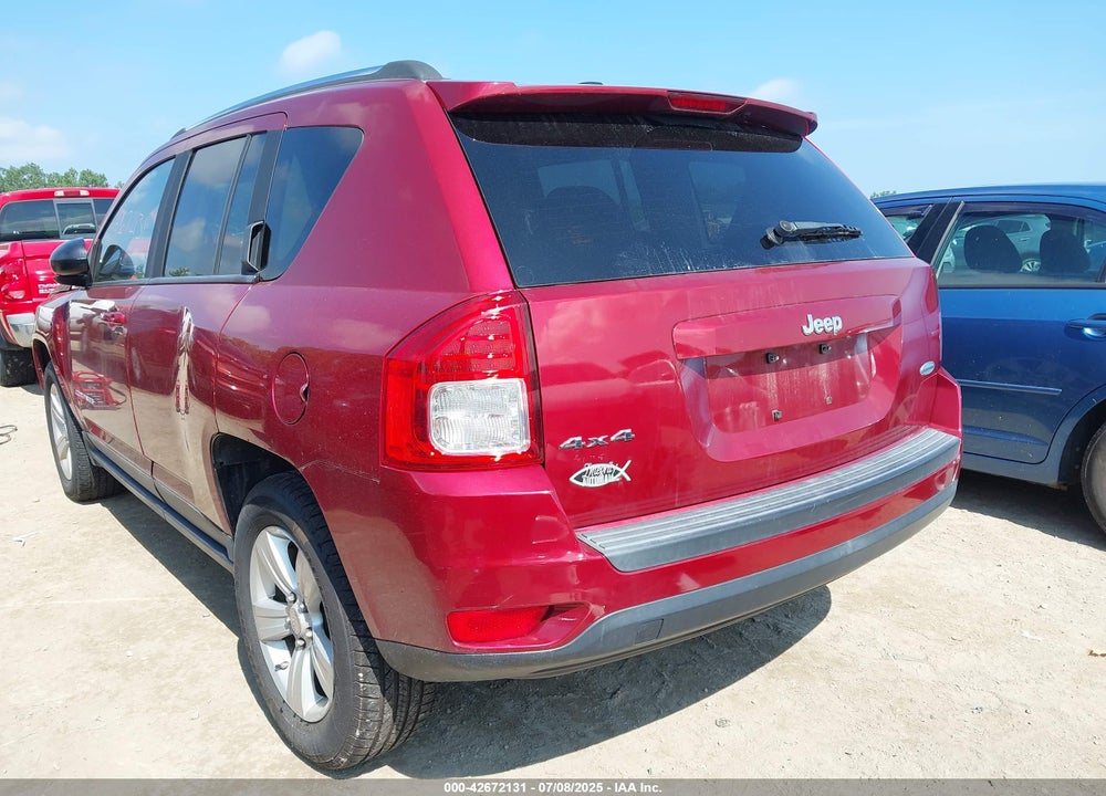 2011 JEEP COMPASS VIN: 1J4NF1FB7BD135629