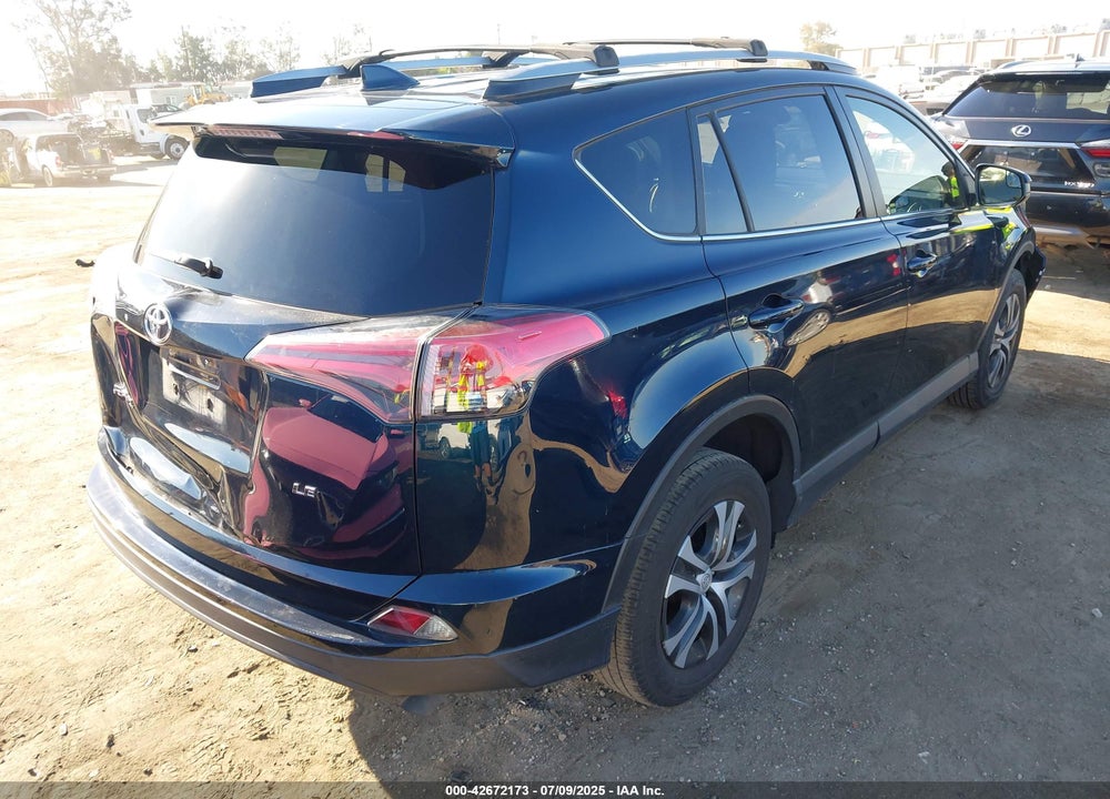 2018 TOYOTA RAV4 VIN: JTMZFREV2JJ194329