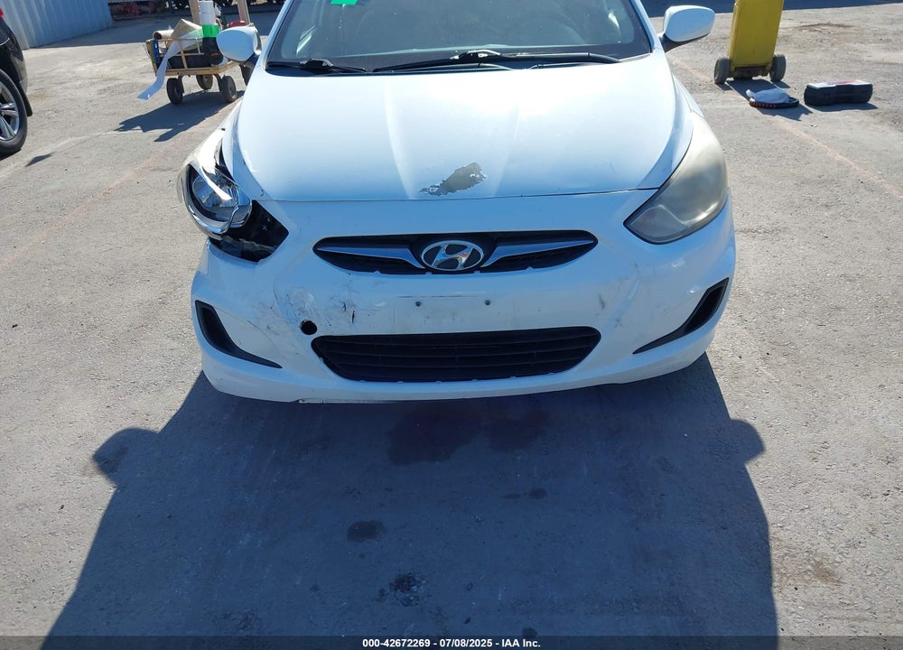 2013 HYUNDAI ACCENT VIN: KMHCT4AE8DU370015