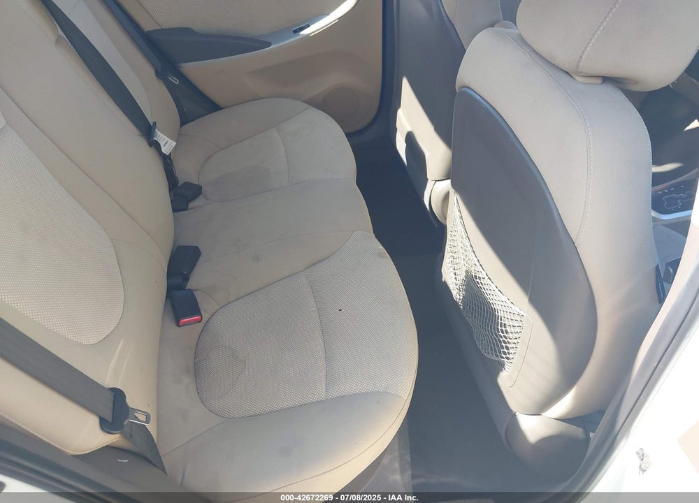 2013 HYUNDAI ACCENT VIN: KMHCT4AE8DU370015