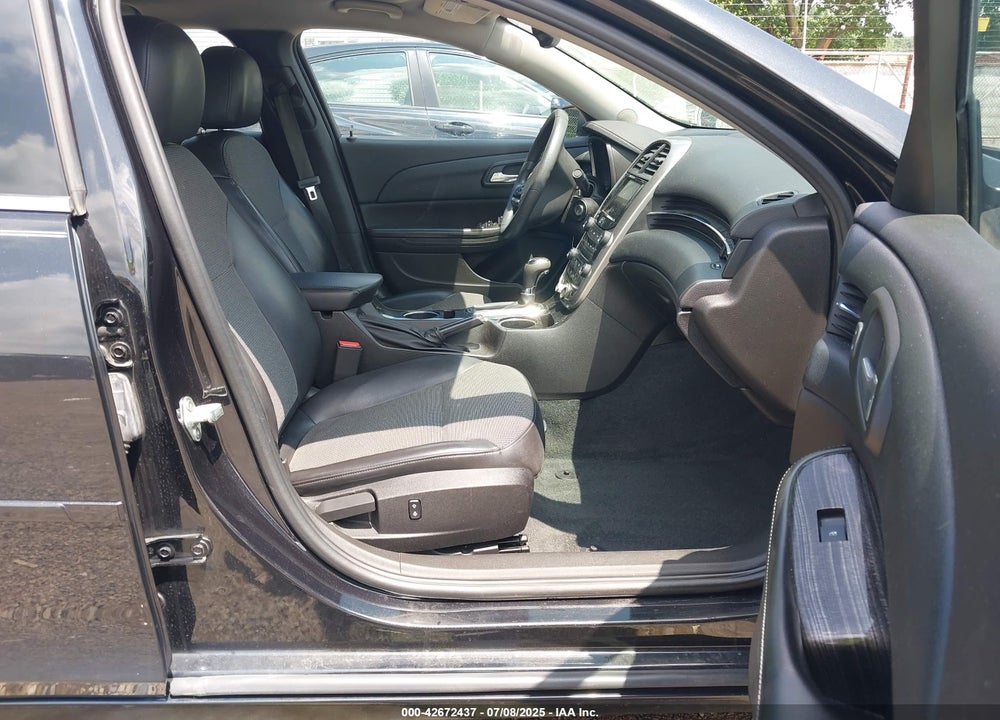 2015 CHEVROLET MALIBU VIN: 1G11C5SL4FF109527