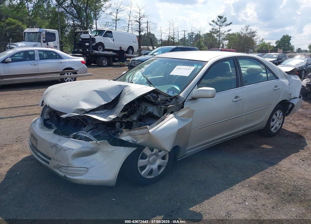 2003 TOYOTA CAMRY LE VIN: 4T1BE32K13U748646