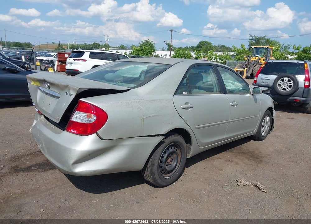 2003 TOYOTA CAMRY LE VIN: 4T1BE32K13U748646