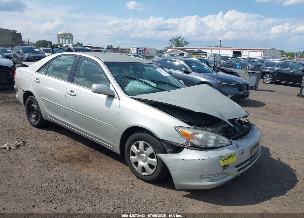 2003 TOYOTA CAMRY LE VIN: 4T1BE32K13U748646