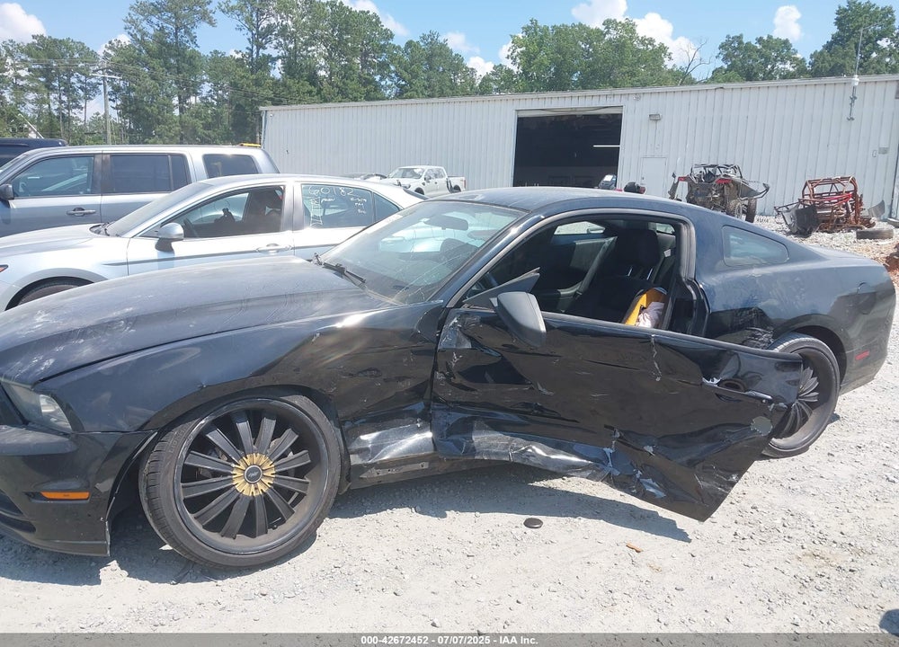 2014 FORD MUSTANG VIN: 1ZVBP8AM9E5264717
