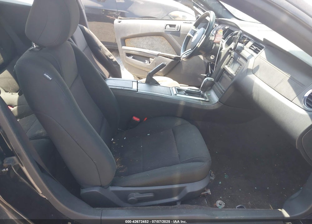 2014 FORD MUSTANG VIN: 1ZVBP8AM9E5264717