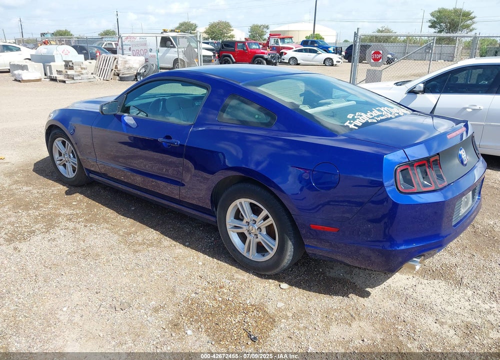 2014 FORD MUSTANG V6 VIN: 1ZVBP8AM7E5211837