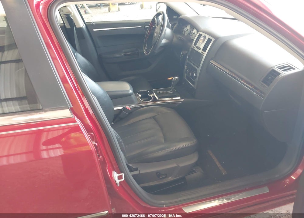 2008 CHRYSLER 300C VIN: 2C3KA63H98H311142