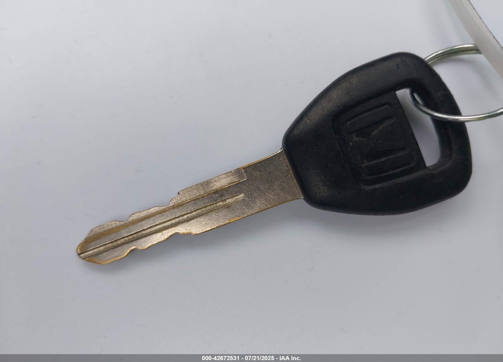 2001 HONDA CIVIC LX VIN: 1HGEM22591L019162