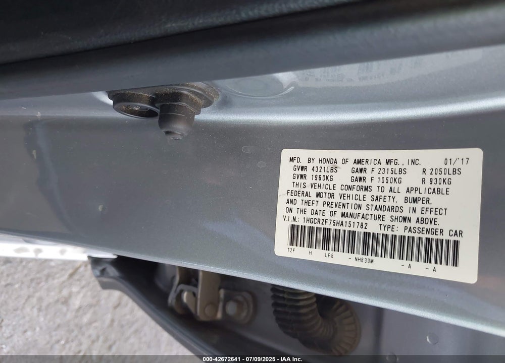 2017 HONDA ACCORD VIN: 1HGCR2F75HA151782