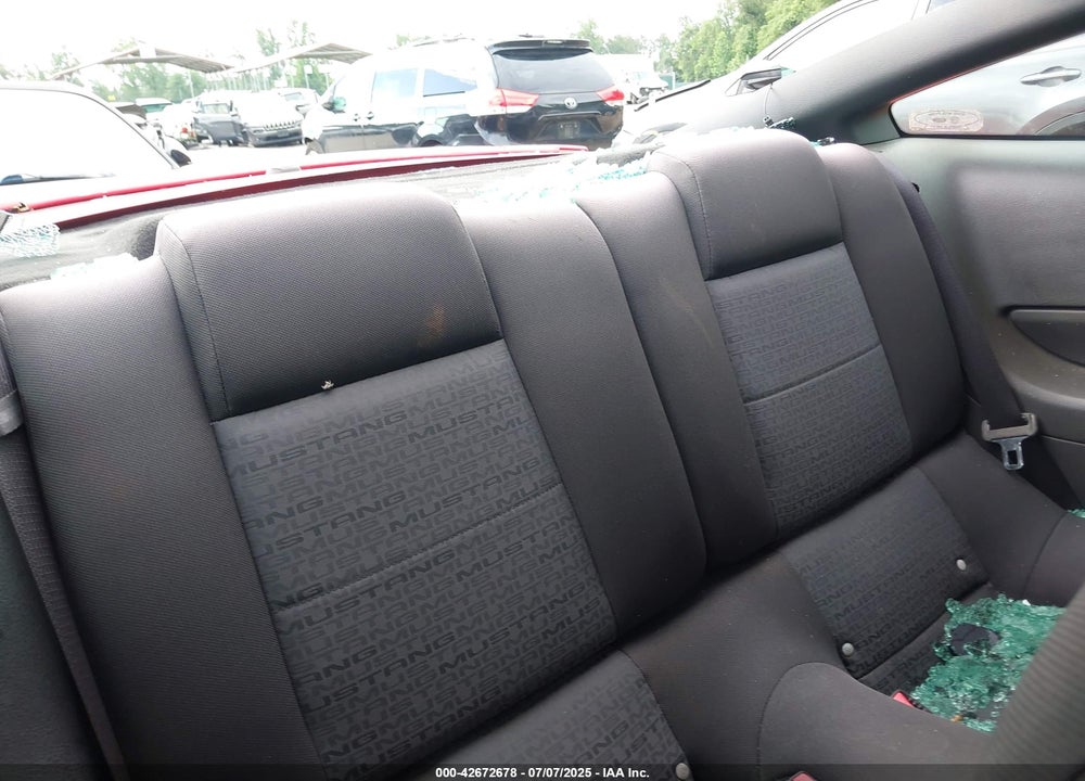 2007 FORD MUSTANG V6 DELUXE/V6 PREMIUM VIN: 1ZVFT80N875206771