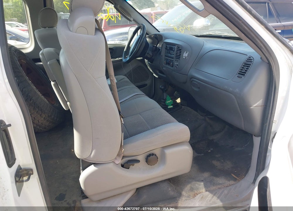 2002 FORD F-150 LARIAT/XL/XLT VIN: 2FTPX18L62CA81256