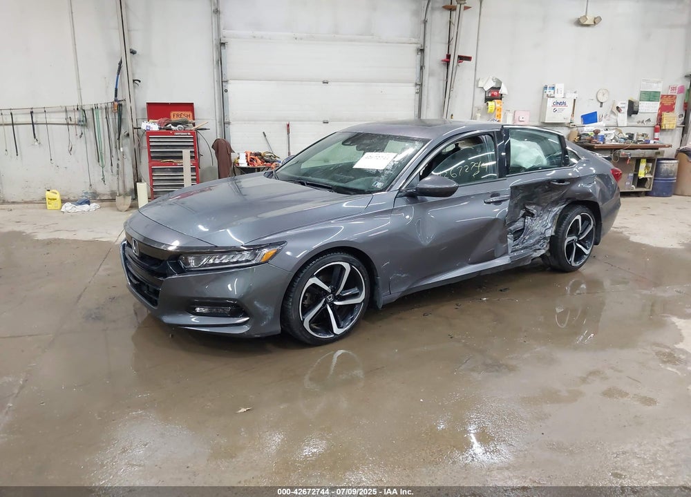 2018 HONDA ACCORD VIN: 1HGCV2E35JA010825