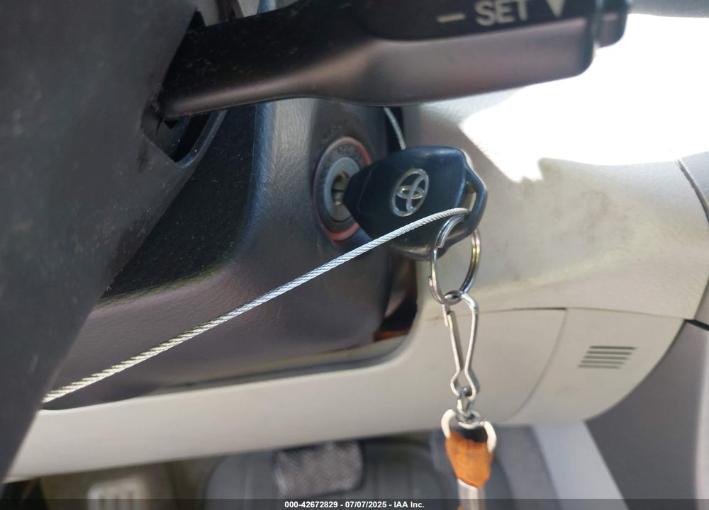 2007 TOYOTA RAV4 VIN: JTMZD33VX75060949