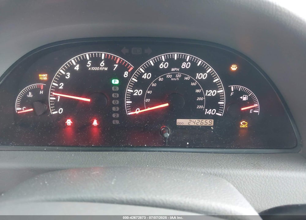 2005 TOYOTA CAMRY XLE V6 VIN: 4T1BF30K75U110503