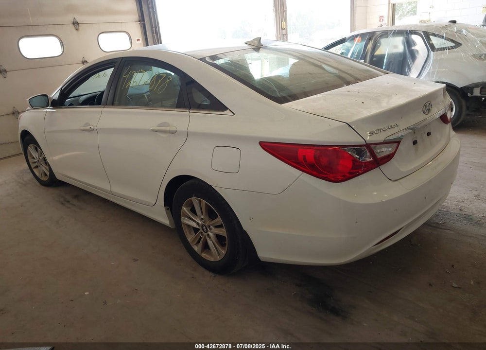 2013 HYUNDAI SONATA GLS VIN: 5NPEB4AC9DH776748