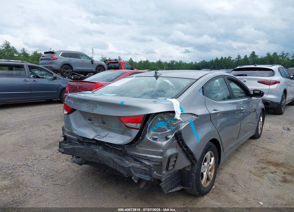 2015 HYUNDAI ELANTRA SE VIN: KMHDH4AE4FU443731
