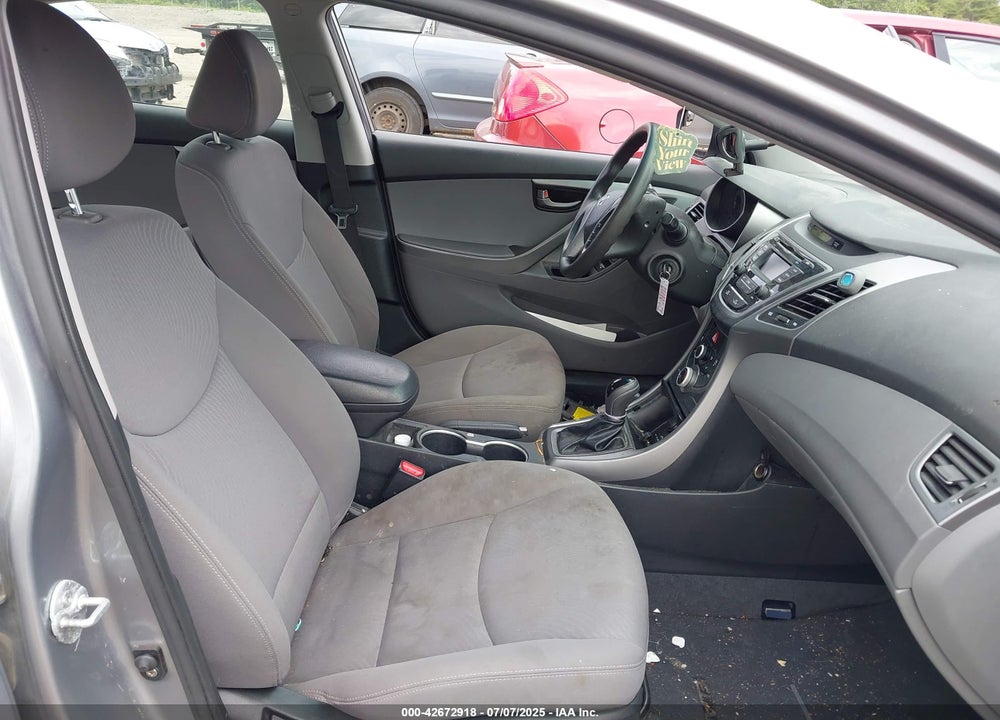 2015 HYUNDAI ELANTRA SE VIN: KMHDH4AE4FU443731