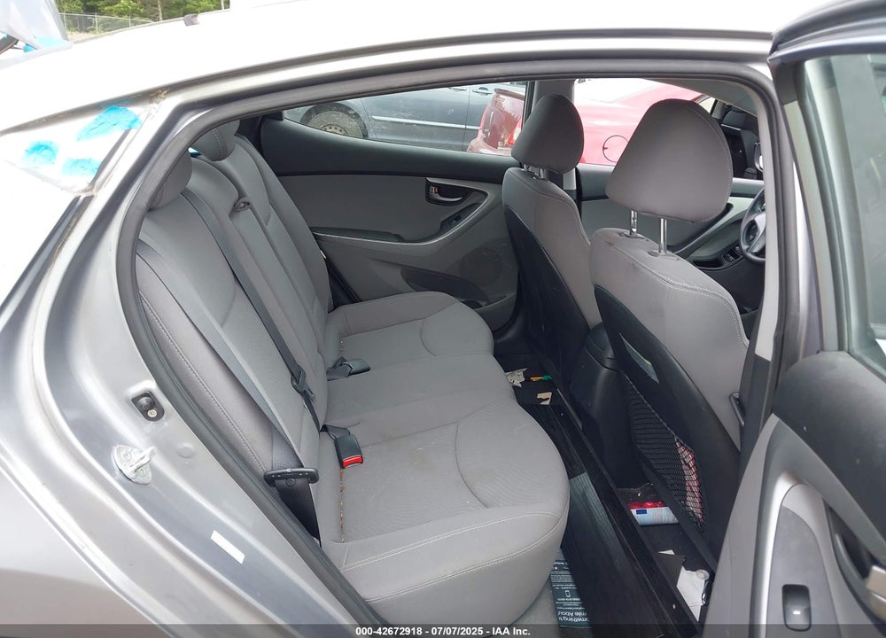2015 HYUNDAI ELANTRA SE VIN: KMHDH4AE4FU443731