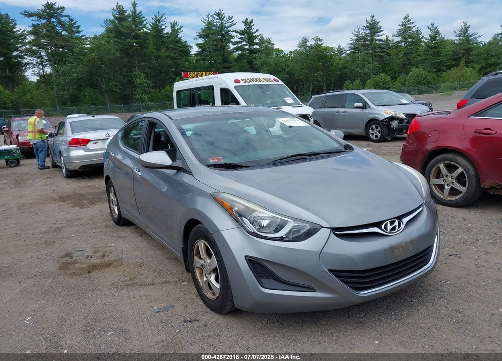 2015 HYUNDAI ELANTRA SE VIN: KMHDH4AE4FU443731