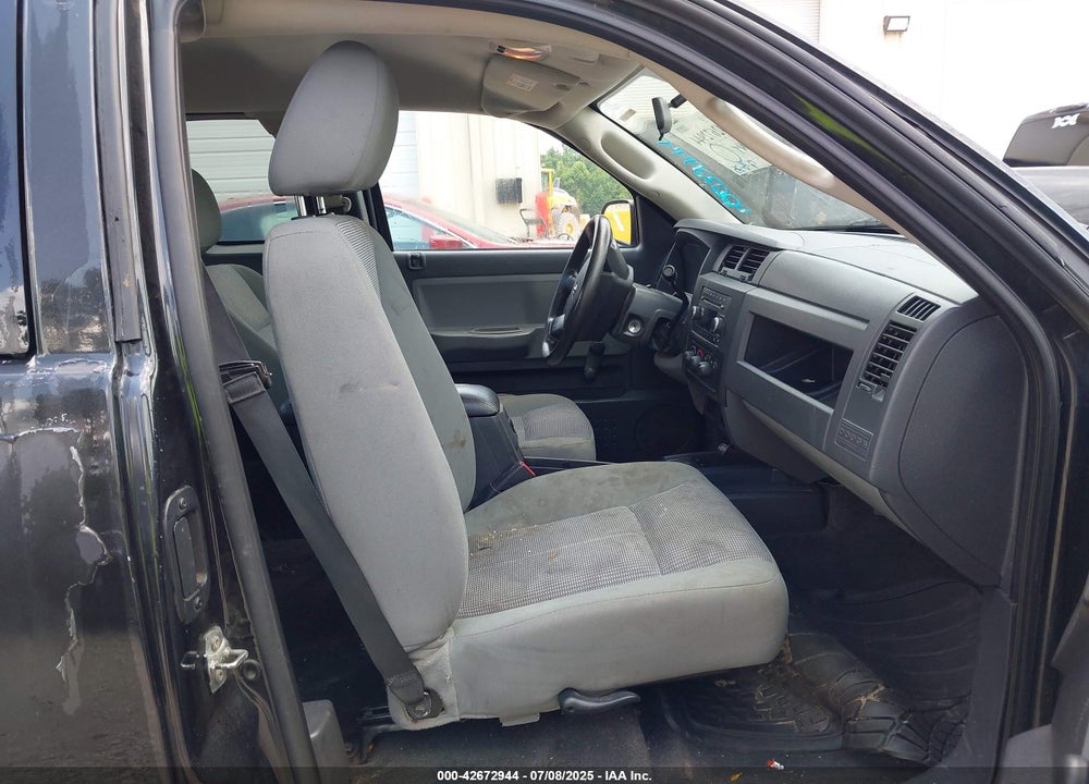 2011 RAM DAKOTA VIN: 1D7RE2BK8BS537845