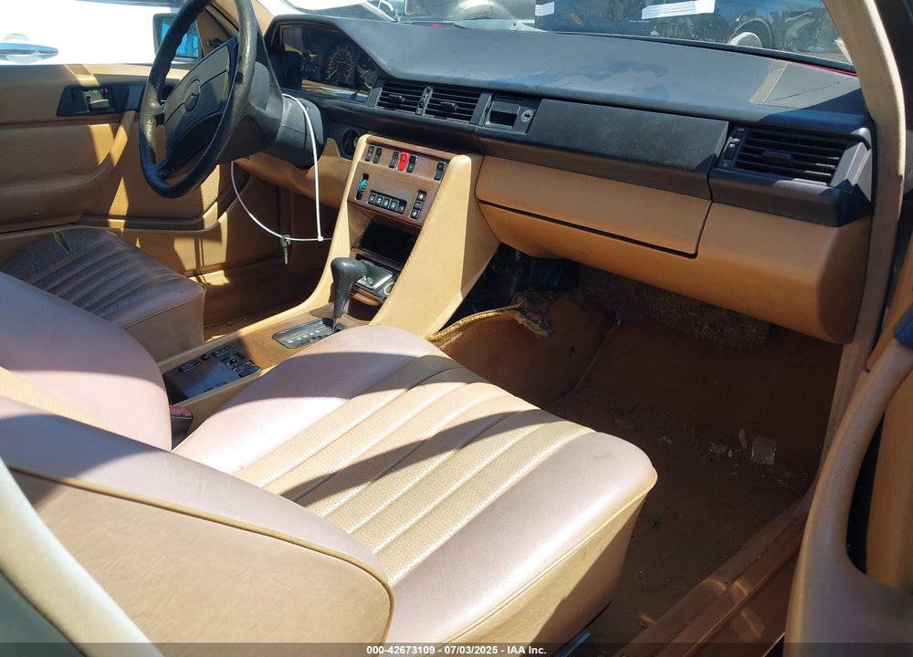 1987 MERCEDES-BENZ 300 DT VIN: WDBEB33D6HA345473