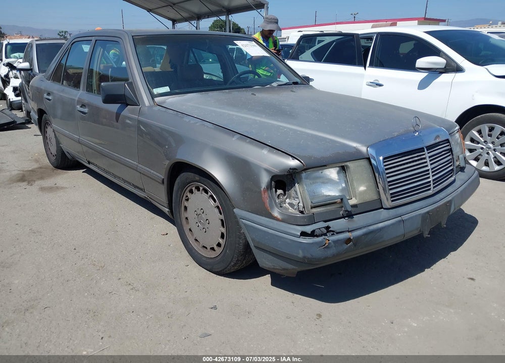 1987 MERCEDES-BENZ 300 DT VIN: WDBEB33D6HA345473