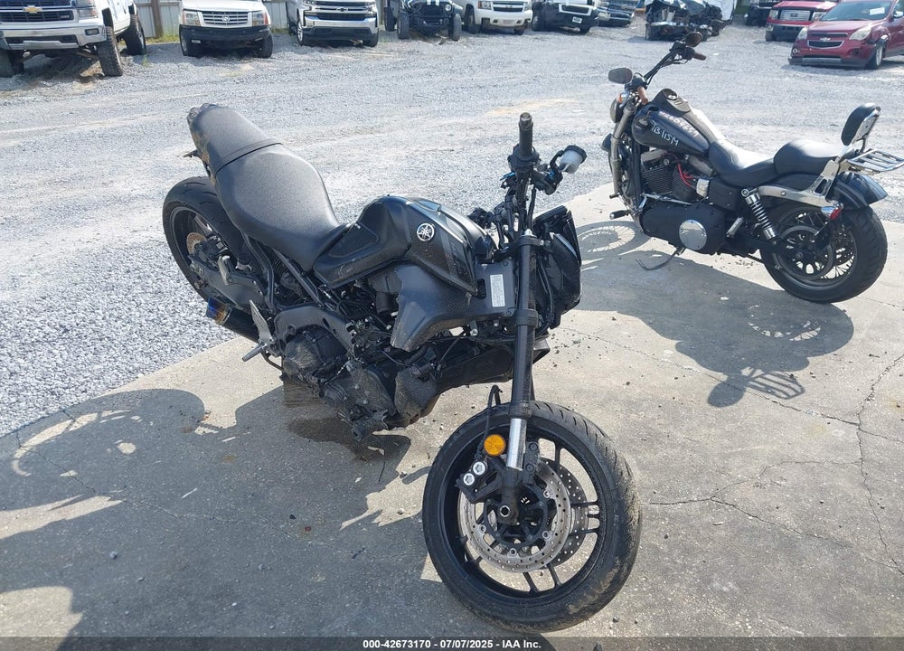 2023 YAMAHA MT09 VIN: JYARN71E4PA004872