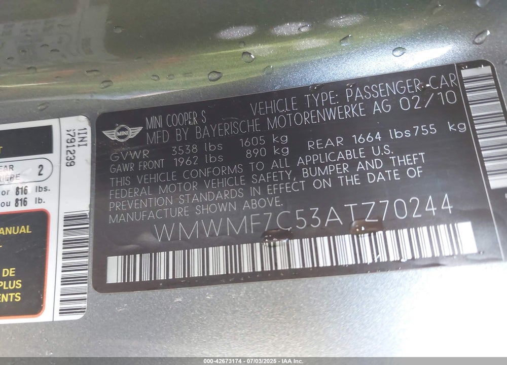 2010 MINI COOPER S VIN: WMWMF7C53ATZ70244