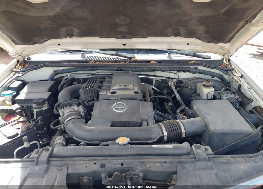 2008 NISSAN FRONTIER LE VIN: 1N6AD07W98C435867