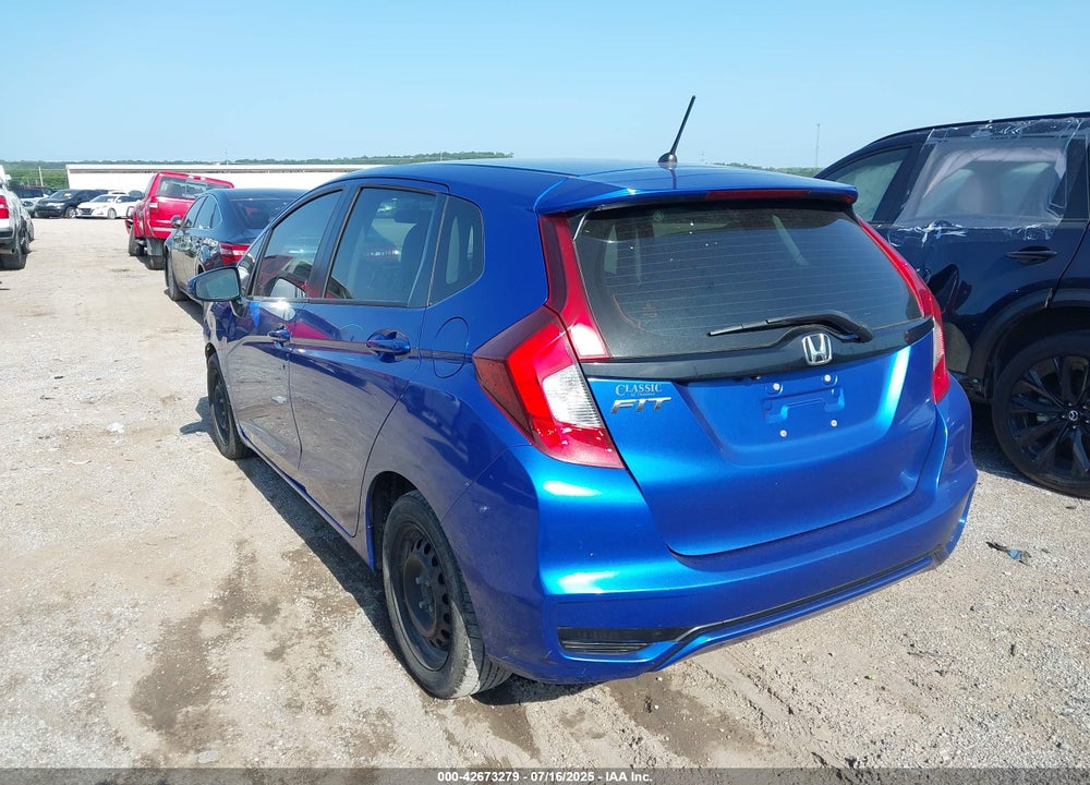 2019 HONDA FIT LX VIN: 3HGGK5H43KM753004