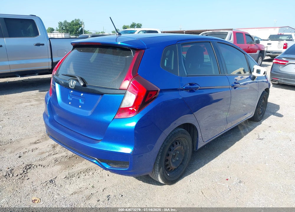 2019 HONDA FIT LX VIN: 3HGGK5H43KM753004