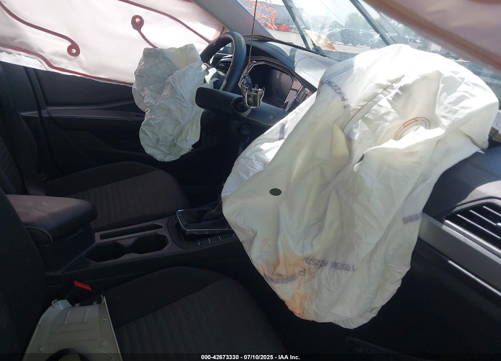 2023 VOLKSWAGEN JETTA VIN: 3VW5M7BU9PM061158