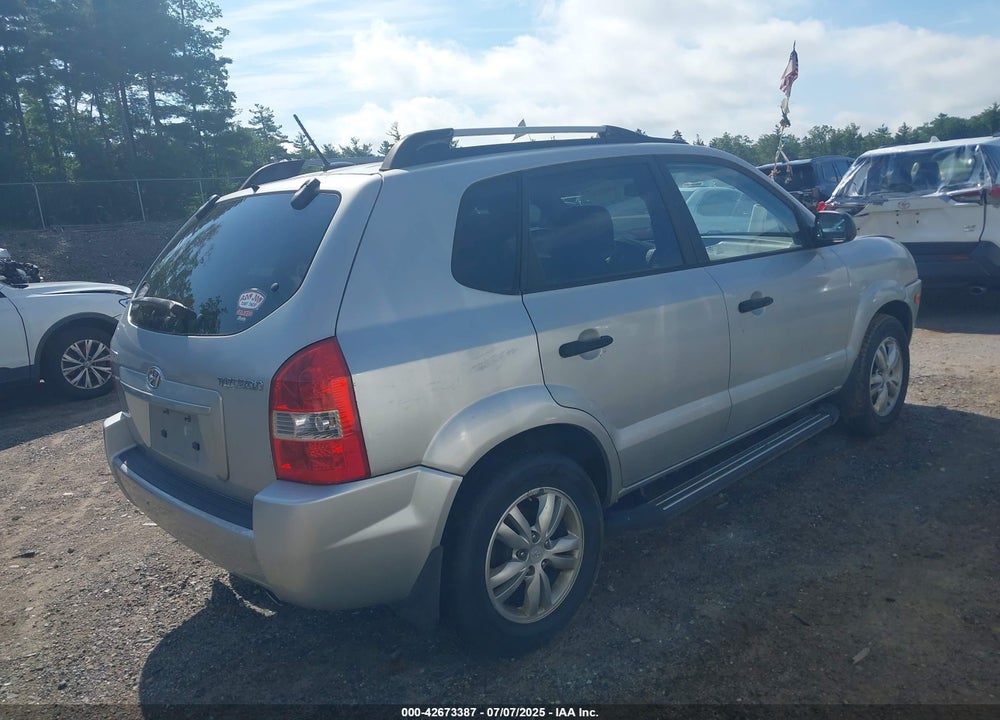 2009 HYUNDAI TUCSON GLS VIN: KM8JM12B29U974223
