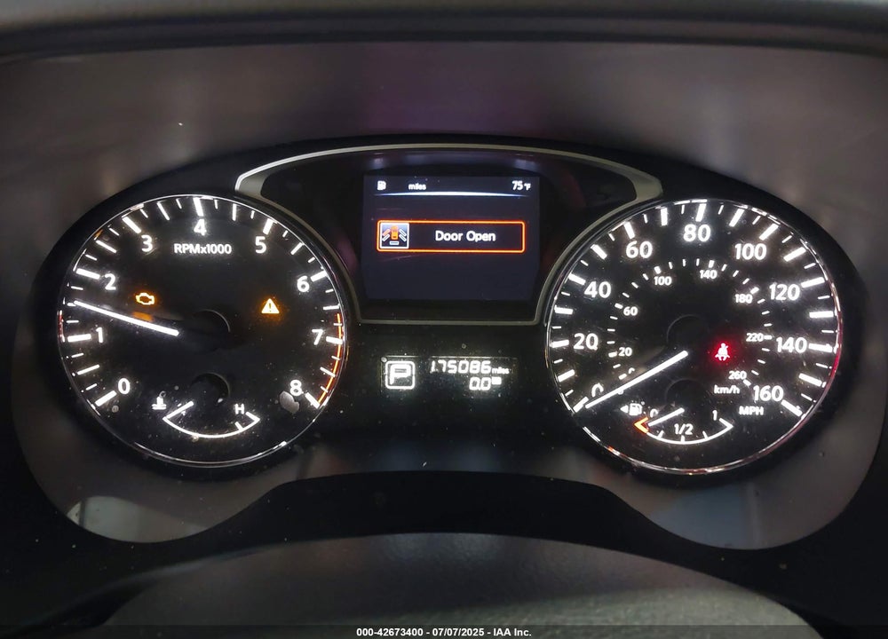 2014 NISSAN PATHFINDER VIN: 5N1AR2MN8EC716559