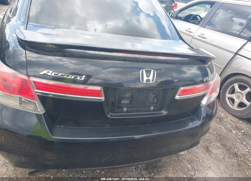 2012 HONDA ACCORD VIN: 1HGCP3F85CA042140