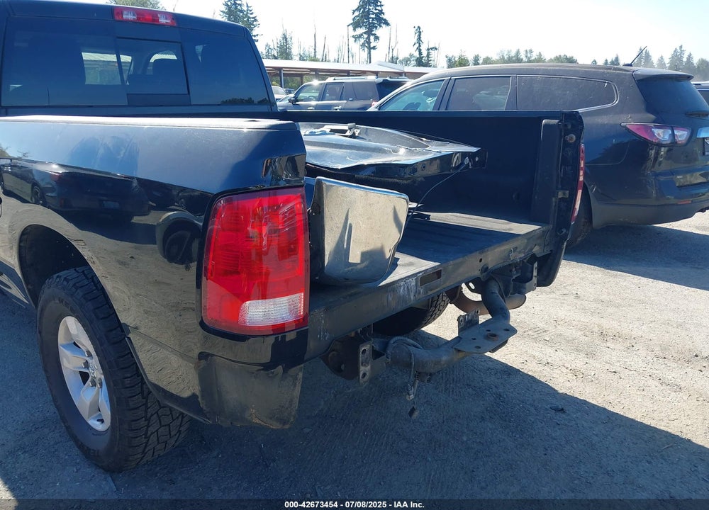 2016 RAM 1500 SLT VIN: 1C6RR7GT3GS324619